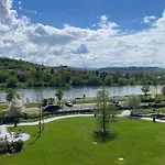 Schloss Lieser, Autograph Collection 5* ليزا