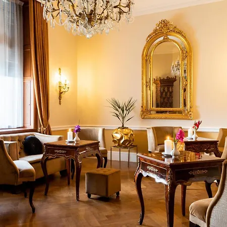 Schloss Lieser, Autograph Collection Otel