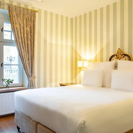 Hotel Schloss Lieser, Autograph Collection 5*