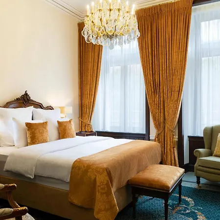 Schloss Lieser, Autograph Collection Otel
