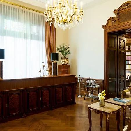 Schloss Lieser, Autograph Collection Otel