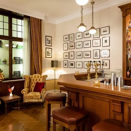 Schloss Lieser, Autograph Collection Otel