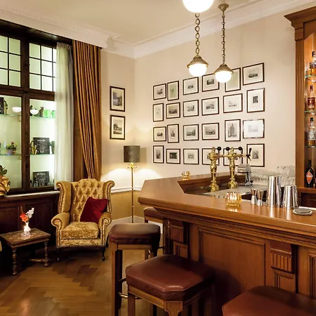 Schloss Lieser, Autograph Collection