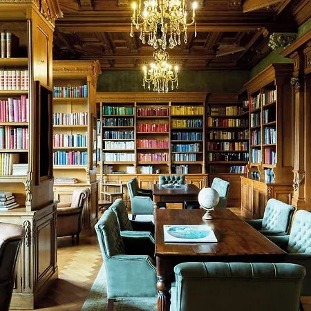 Otel Schloss Lieser, Autograph Collection