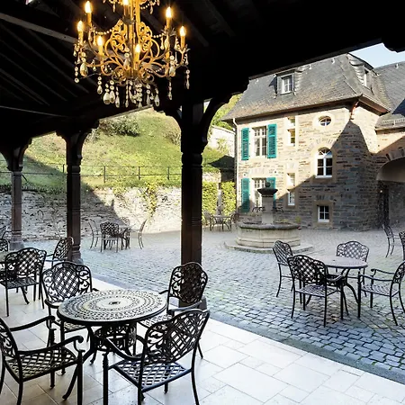 Otel Schloss Lieser, Autograph Collection
