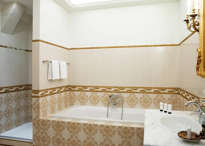 Hotel Schloss Lieser, Autograph Collection 5*