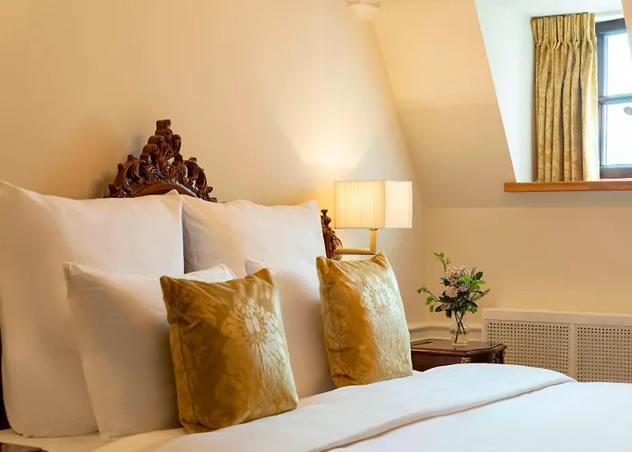 Schloss Lieser, Autograph Collection 5*